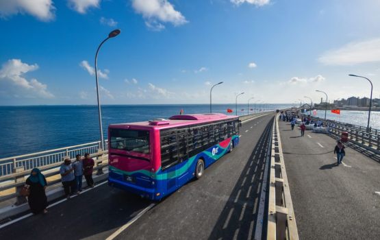 Roadha mahu Male' in Hulhumale ah bus dhathuru fashaanee hendhunu 7 jahaa iru