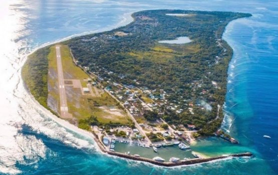 Man injured after speeding motorcycle crashes in Fuvahmulah city