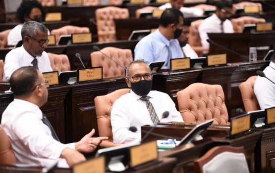 Parliament accepts system change resolution