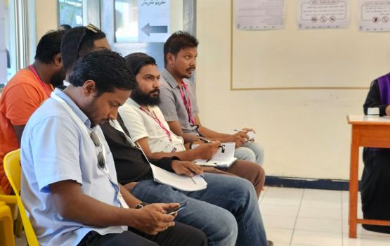 Party badhalukuri observerunnai monitorunnah access nuvedhaane: EC