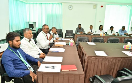 PO holds talks with media heads about allocating govt funds