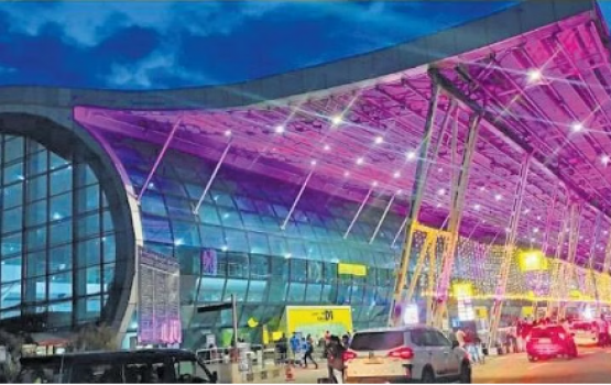Trivandrum airport gei adumadu kuran boarding ah govun huttaalanee