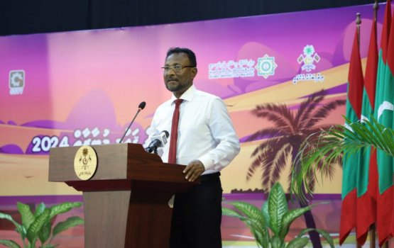 The biggest problem facing Dhivehi language is the lack of a hall