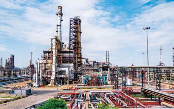 India to build first commercial crude oil strategic storage