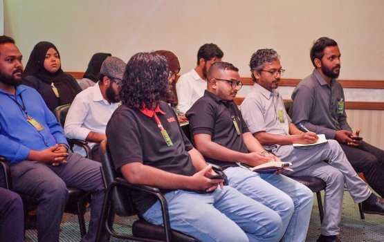 MJA concerned over PO's no phone rule for journalists