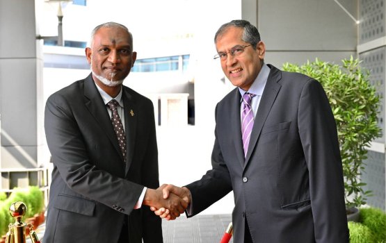 President arrives in New Delhi for Modi's swearing-in ceremony