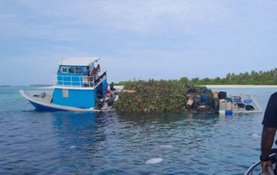 Boat with 10 aboard runs aground on Lofaru reef