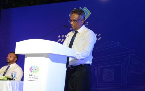 Council ge haradhu kudave, 30 million ah aamdhanee ithuru kurevihje: Azim