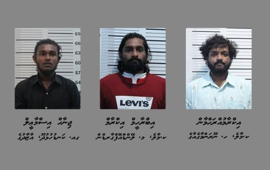 Iyye hingi car accident aa gulhigen hayyaru kuri 3 meehun bandhukoffi 