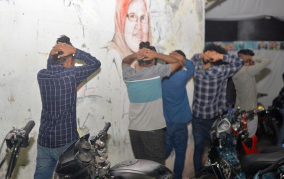 Gang thakuge baaru kanduvaalan aa bill eh, bodethi kuh kohgen hoadhaa mudhalaai faisaa dhaulathah negeyne