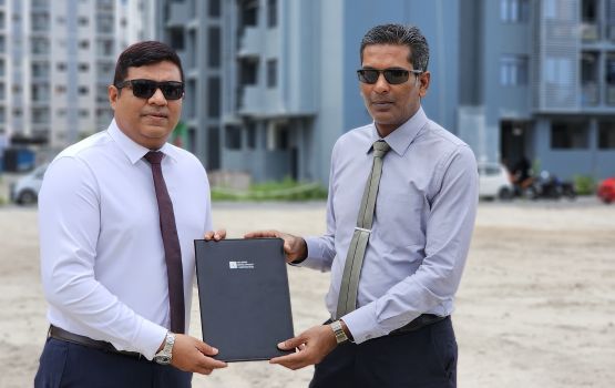 Nugavaidhun huri vehicle thah vaguthee gothun park kuraane bin hamajassaifi