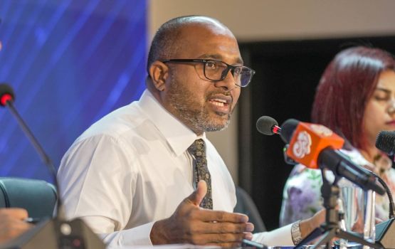 Raheenu kuri haadhisaagai fuluhun baaruge beynunkuri goi balaakah naangaa