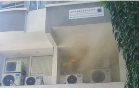 Fire break out in the Euro Store warehouse in Male'