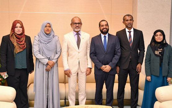 Deputy Speaker depart to Sydney 