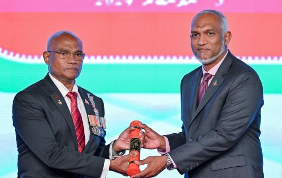 Kureege defence minister Moosa Ali Jaleel ah Nishaan izzaiy aruvaifi