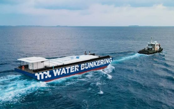 Bunkering ah hedhi fen barge baalaifi