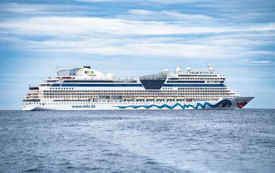 2,139 fathuruverinnaaeku mi season ge furathama cruise liner raajjeygai bandharukoffi 