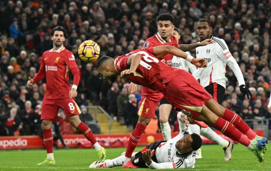 English Premier League: Liverpool aa Arsenal ves fudhaalann jehunee 1 point inn