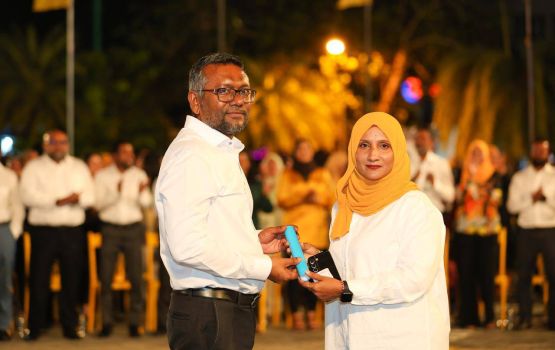 Havarah dheyn govi Yashfa fuluhah haaziru kuranee