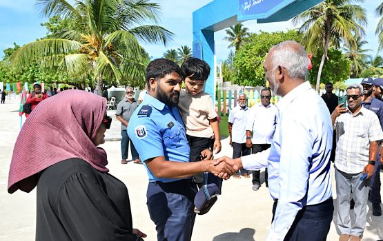 Fulus officer aai dharifulhu bahdhalukohdhinee usoolaa eh gothah: Fuluhun