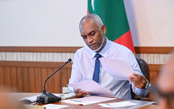 Mi mahun feshigen siyaasee muvazzafunge musaarain 10 percent unikuran fashaifi