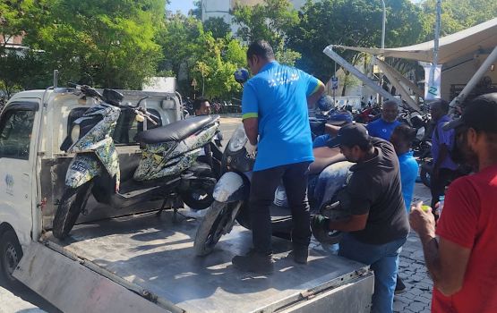 Beynunnukoh gina dhuvasthakeh vandhen male' magumatheegai huri 235 vehicle tow kohfi