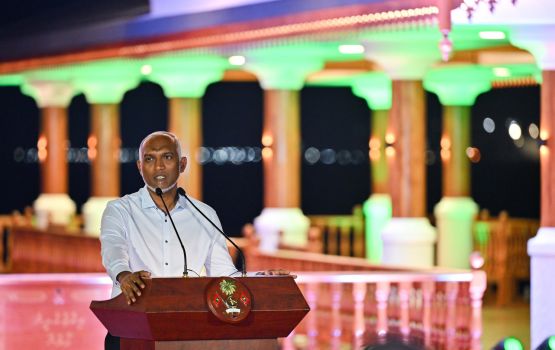 Flat listah zahrehge minvaruge nufoozehves nufoaruvan: Raees