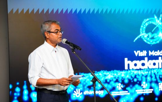 18 aharun matheege dhivehinnaai bainal aguvaamee faraihthakah amaazu koggen visit maldives hackathon eh baavvanee  