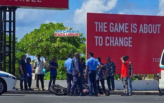 Two motorcycles collide in Male', two injured
