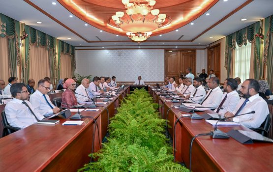President meets with the MDs of the SOEs