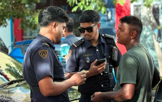Immigration ge officerun furathama faharah body camera beynun kuran fashaifi