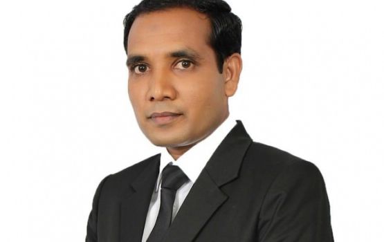 Sulooki gavaidhaa hilaafu vumun Bar council in dhe vakeelehgge vakeelu kamuge huhdha hifahattaifi 