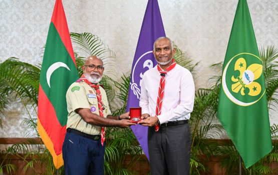 Raees Muizzah world scout badge aruvaifi 
