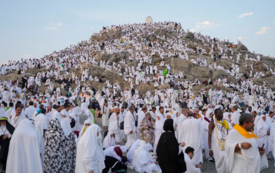 Dhivehi hurihaa hajj verinves thibee Arafat bimugai, haalu rangalhu