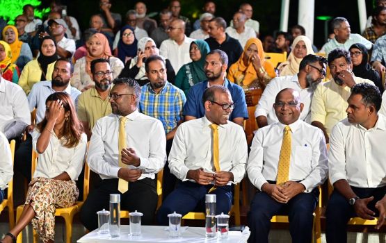 MDP aa gulhun, alun anburaa geyah aadhevun fadha ufaleh: Nasheed