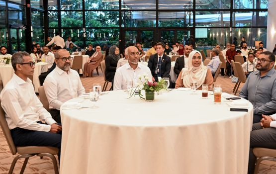 Singaporegai dhiriulhey dhivehi rayyithunna raees Muizzu bahdhalukurahvaifi
