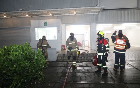 Gudhanugai roavi alifaan nivvan ulhunu thin fuluhakah dhumuge asaru kohggen faruvaadhenee 