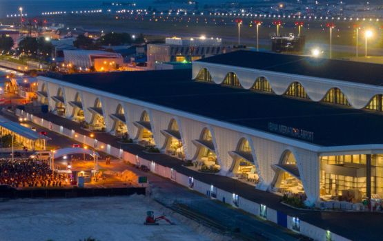 Terminal hulhuvumuge rasmihyyaathah Raajjeyge raeeskan kurevvi hurihaa beyfulhunnah dhauvathu dhenee 