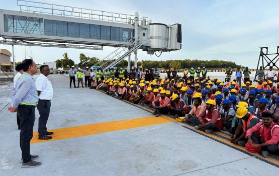 Hanimaadhoo airport mashroouge masakkaiy kuriah dhaa goiy India high commission ge faraathun balaifi 