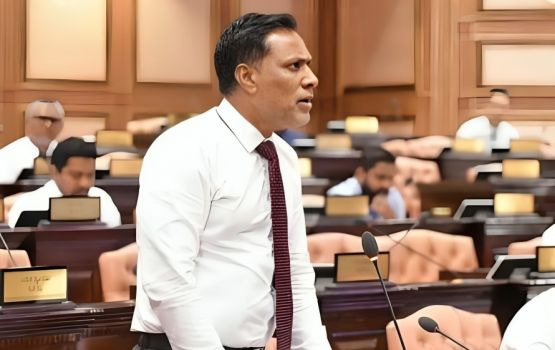 Male' aai rah rashuge viyafaari thakuge current aai fenuge agu thafaathu vumaa gulhigen majileehah qaraareh husha'halhaifi