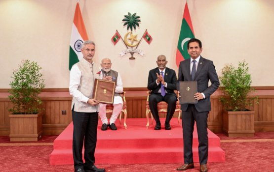India in 565 million dollar ge life line facility eh dhenee