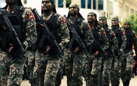 Minivan dhuvahaa gulhigen baavvaa sifainge parade miadhu haveeru 16:15 gai Hulhumale' gai
