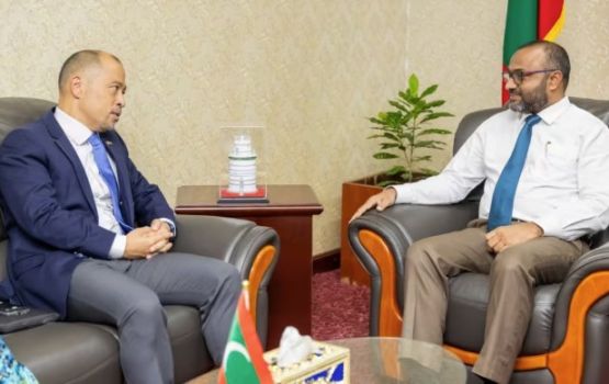Palestine ge massalaigai baavvaa bandhaluvumah vadaigathumah America in Shaheemah visa eh nudhin!