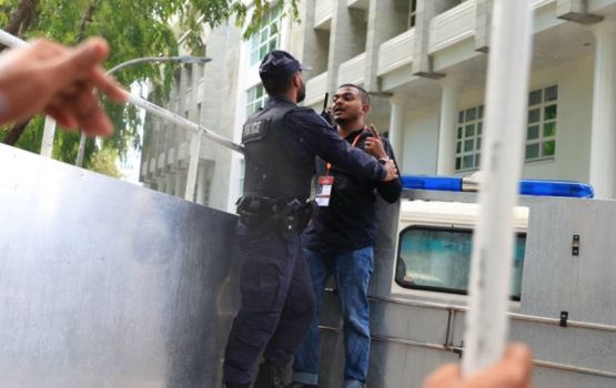 Media bill aa dhekolhah adu ufuli bae noosverin hayyaru koh dhookollaifi