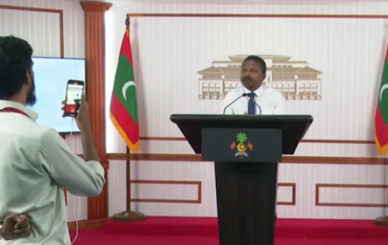Media commission bill aa gulhigen beyvvi press conference hinhama nujehi gina noosverin thakeh nikumehjje!