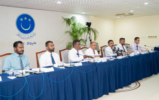Noosverinnah inzaarudhey massala, minivan muassasaathakaa behey committee in balanee