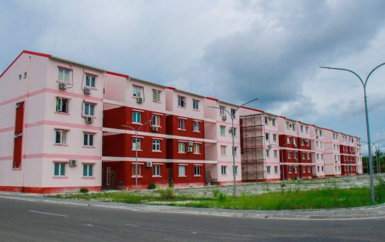 Thinadhoogai imaaraaiy kuramundhaa 200 row house ah kurimathilumuge furusathu aadhihtha dhuvahu hulhuvaalanee 