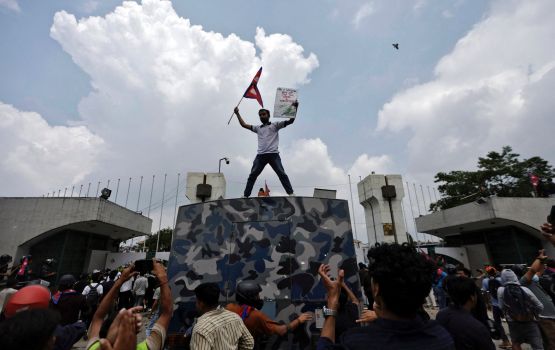 Nepal ge social media ban ufaali namaves ehvun thah kuriah