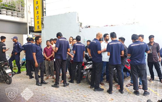 Heenaamaage parking sarahahdhu raid koh, gavaaidhaa hilaafah ulhemundhiya 11 bidheyseeaku athulaigenfi 