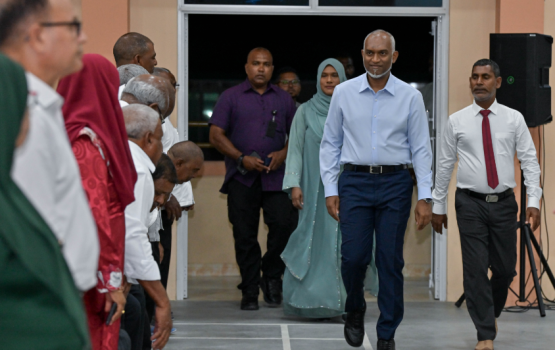 30 Mass dhuvahuge thereygai Nilandhoo Airport ge massaikah ninmeyne kamah Raees vidhaalhu vejje